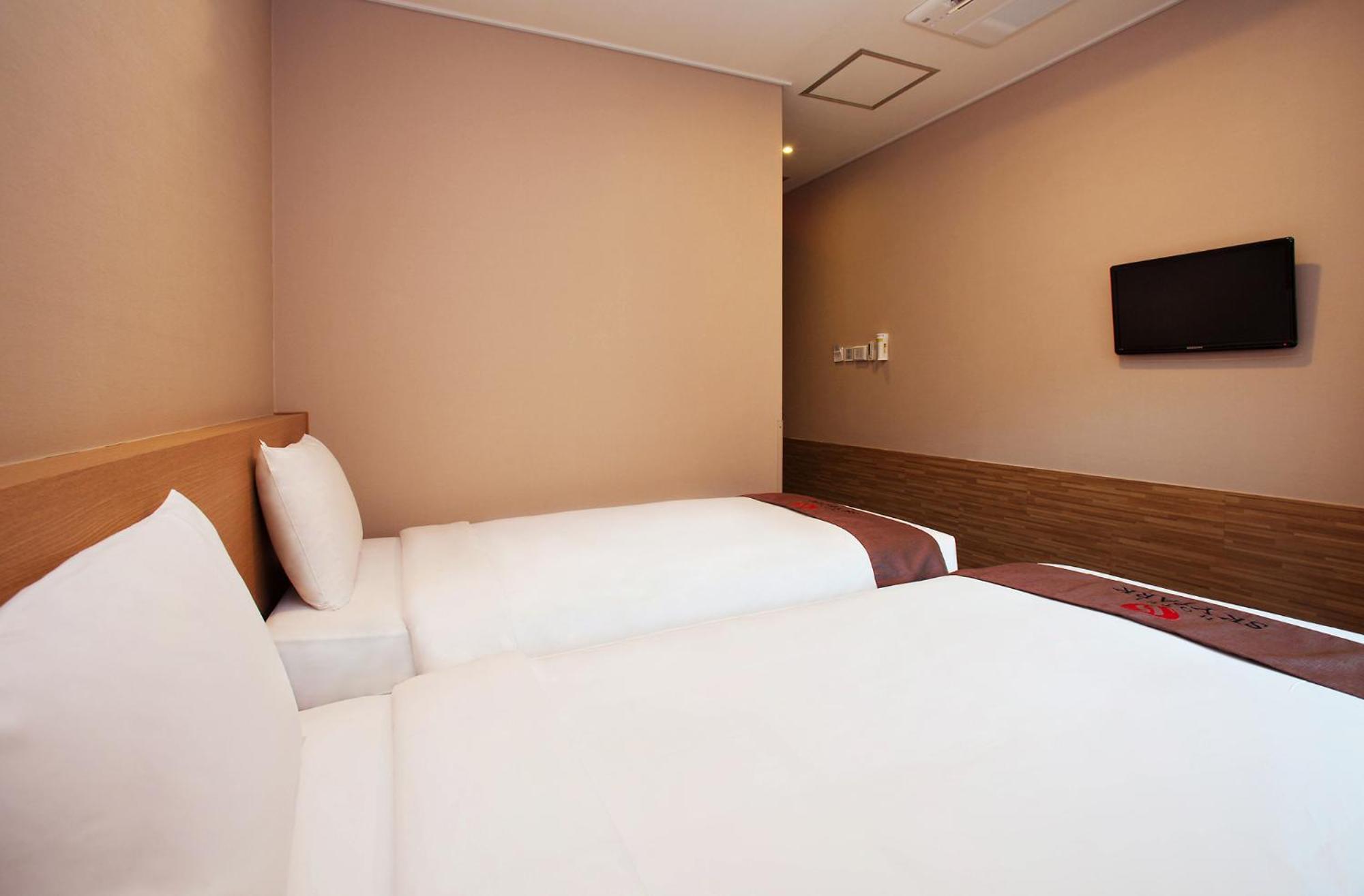 Hotel Skypark Myeongdong 3 Seul Dış mekan fotoğraf